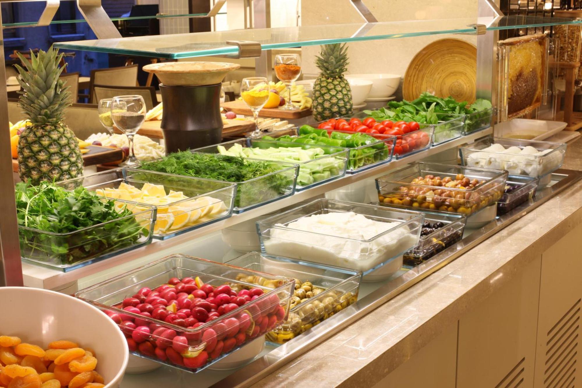 Bentley Hotel Bosphorus - Special Class Stambuł Zewnętrze zdjęcie A salad bar